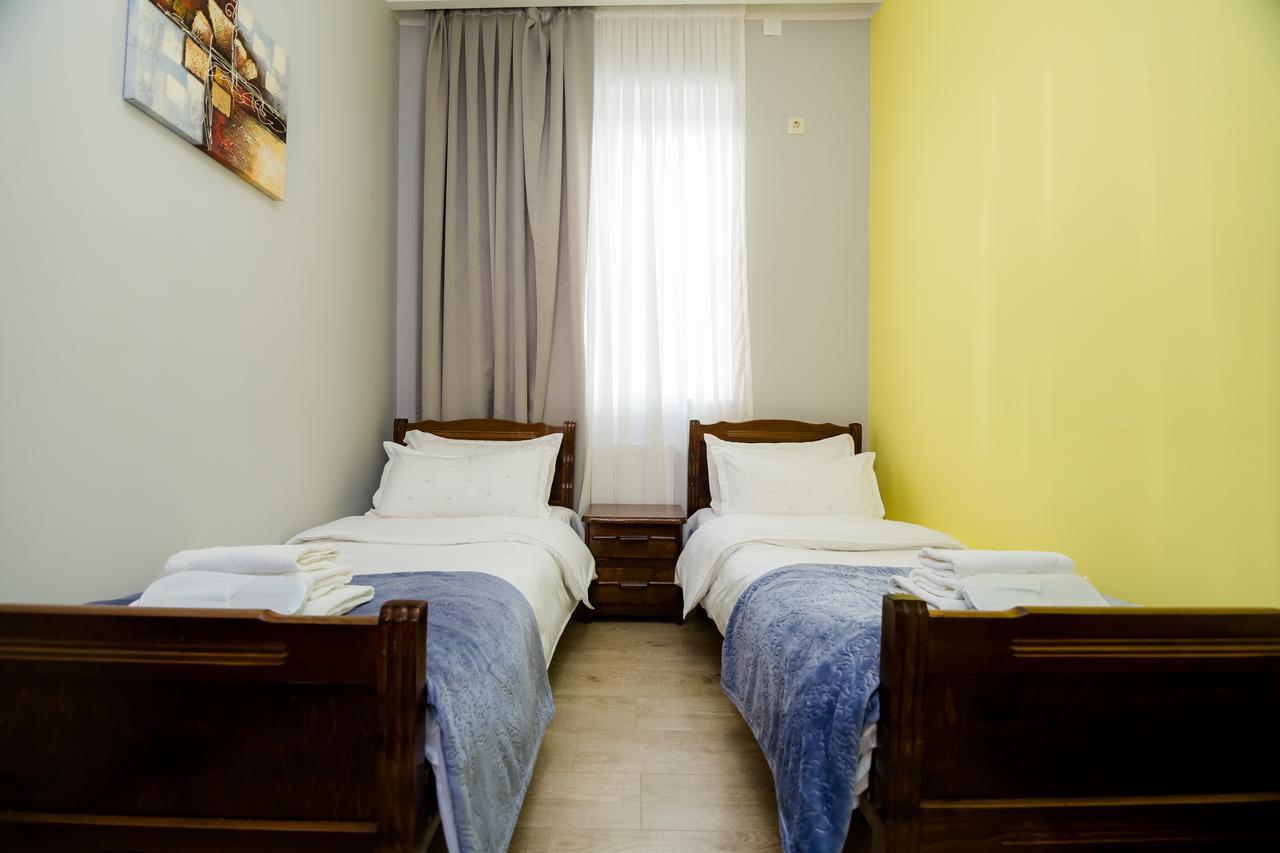 טביליסי Big Family Guest House מראה חיצוני תמונה