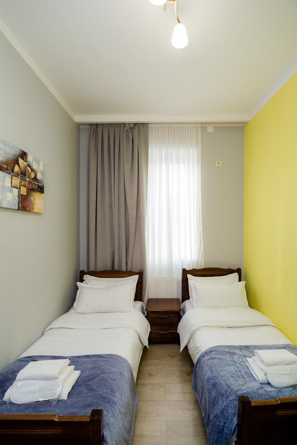 טביליסי Big Family Guest House מראה חיצוני תמונה