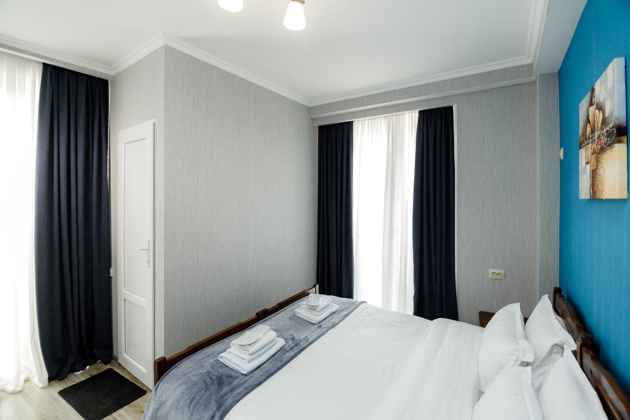 טביליסי Big Family Guest House מראה חיצוני תמונה
