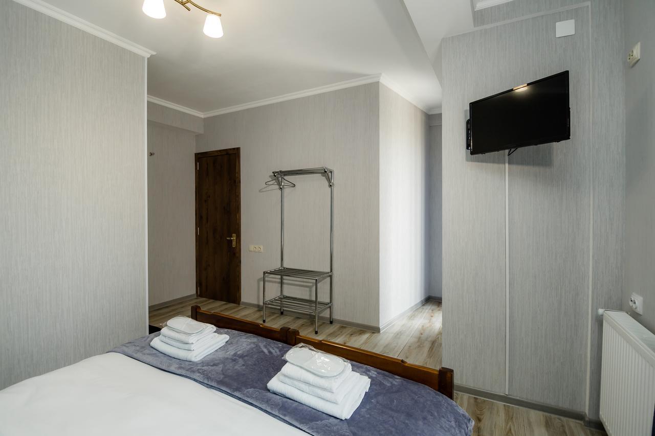 טביליסי Big Family Guest House מראה חיצוני תמונה