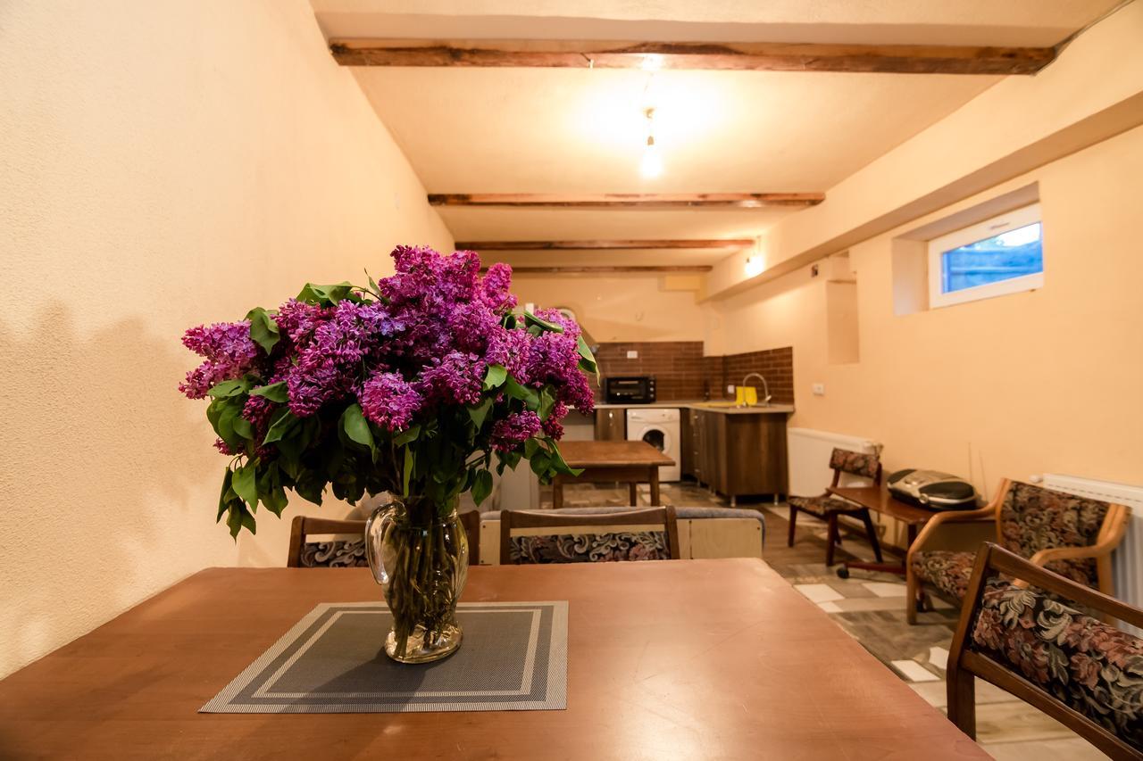 טביליסי Big Family Guest House מראה חיצוני תמונה